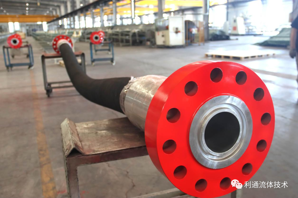 Large-diameter suction and discharge hose: an indispensable key 